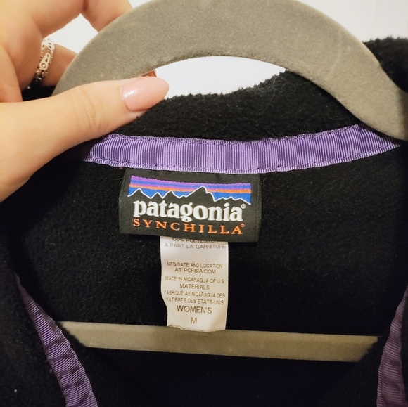 Patagonia Black and Pink Women's Synchilla Pullover - Picture 2 of 3